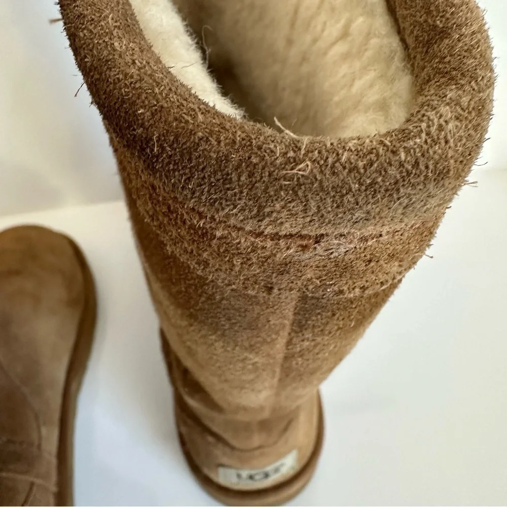 Ugg woman’s tall boots